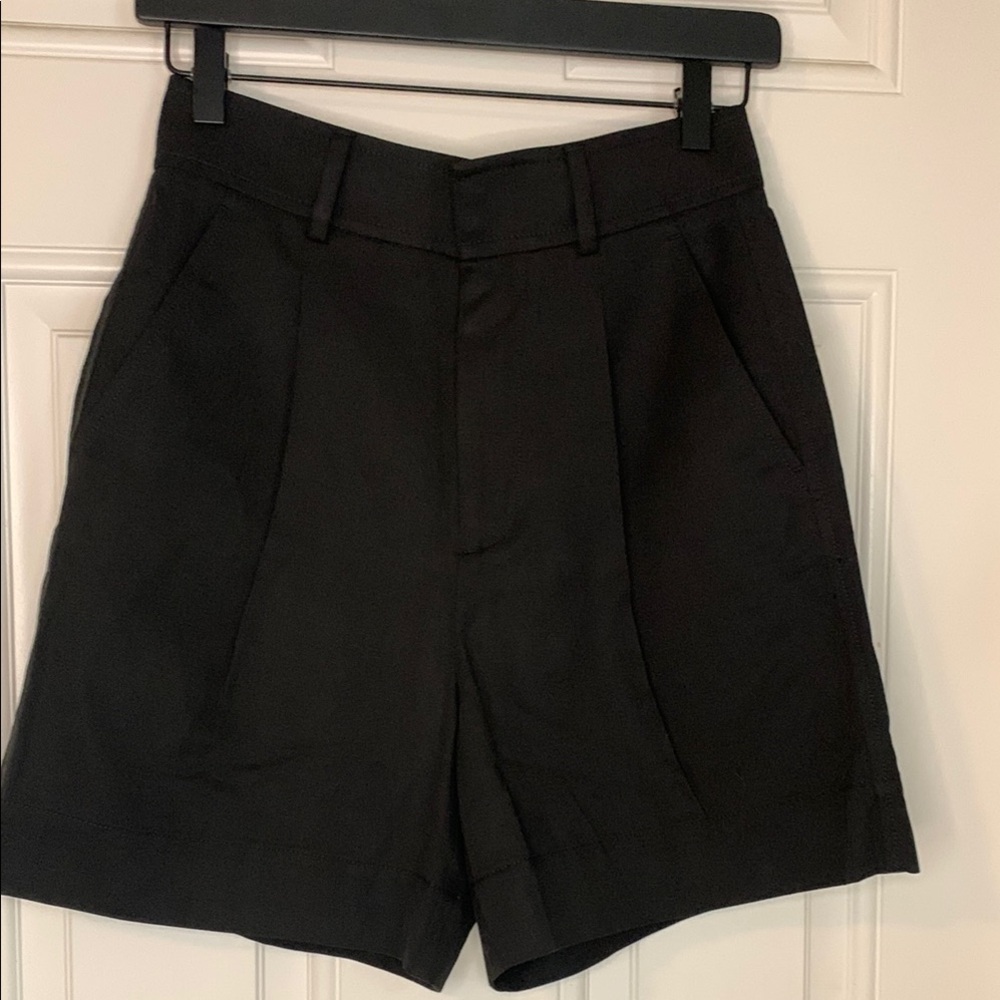 Everlane Black High-Waisted Shorts